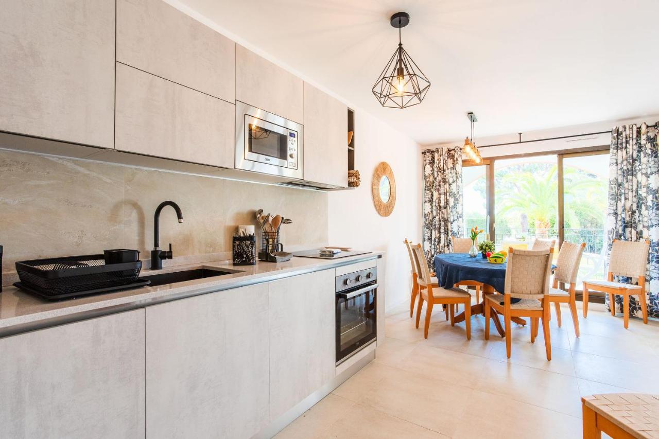 L'Ange Gardien Ap4269 By Riviera Holiday Homes Villefranche-sur-Mer Eksteriør billede